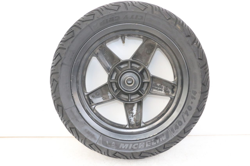 photo de REAR WHEEL RIM YAMAHA XMAX X-MAX 125 (2006 - 2009) - Component detail