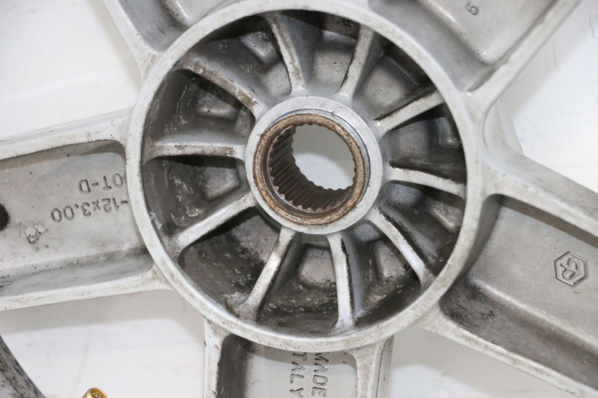 photo de REAR WHEEL RIM PIAGGIO X8 125 (2004 - 2007) - Supplementary product photo