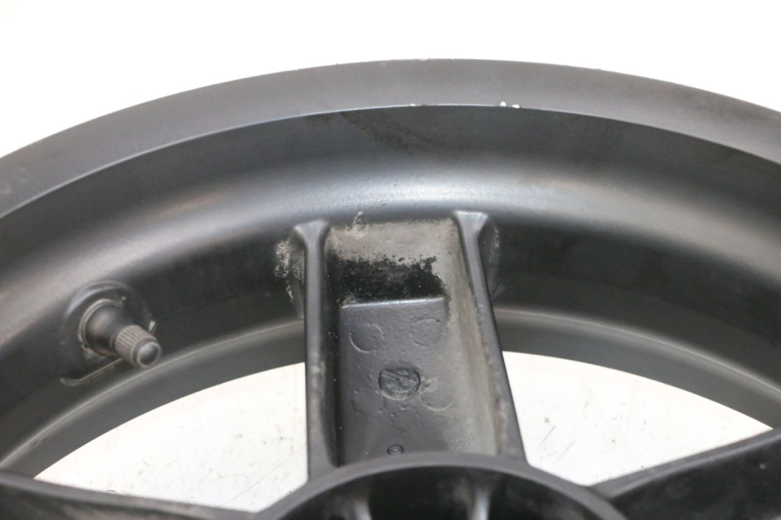 photo de REAR WHEEL RIM PIAGGIO XEVO - X EVO 125 (2007 - 2017) - Distinctive features