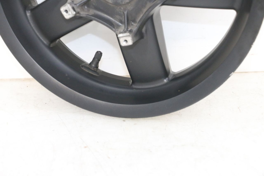 photo de REAR WHEEL RIM PIAGGIO XEVO - X EVO 125 (2007 - 2017) - Fixing points details