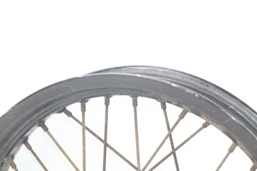 photo de REAR WHEEL RIM SUZUKI XF FREEWIND 650 (1997 - 2003) - High-resolution close-up