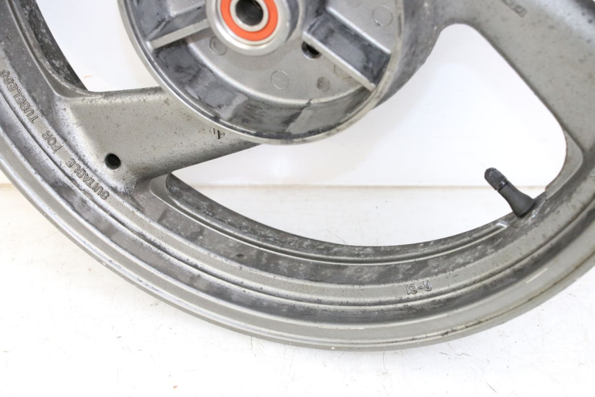 photo de REAR RIM YAMAHA XJ600 XJ DIVERSION 600 (1992 - 1997) - Alternative perspective