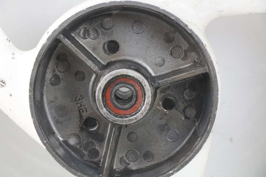 photo de REAR RIM YAMAHA XJN XJ N DIVERSION 600 (1994 - 1997) - Technical close-up