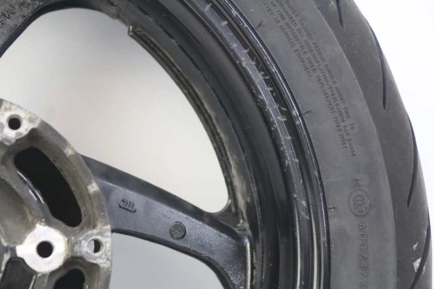 photo de REAR WHEEL RIM YAMAHA XP T-MAX TMAX ABS 500 (2004 - 2007) - Fixing points details