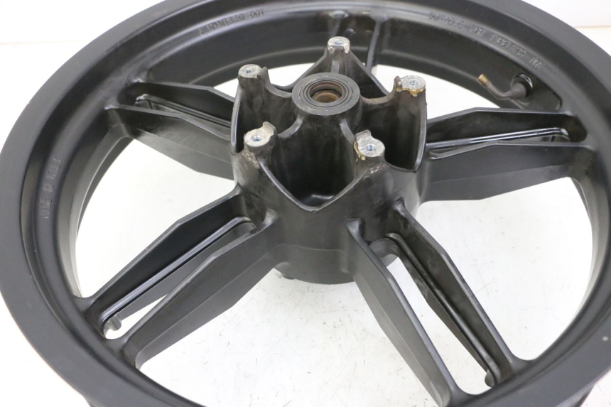 photo de REAR RIM YAMAHA TZR 50 (2008 - 2016) - High-resolution close-up