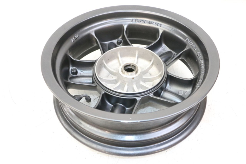 photo de REAR RIM YAMAHA YP MAJESTY 125 (2007 - 2010) - Surface and material condition