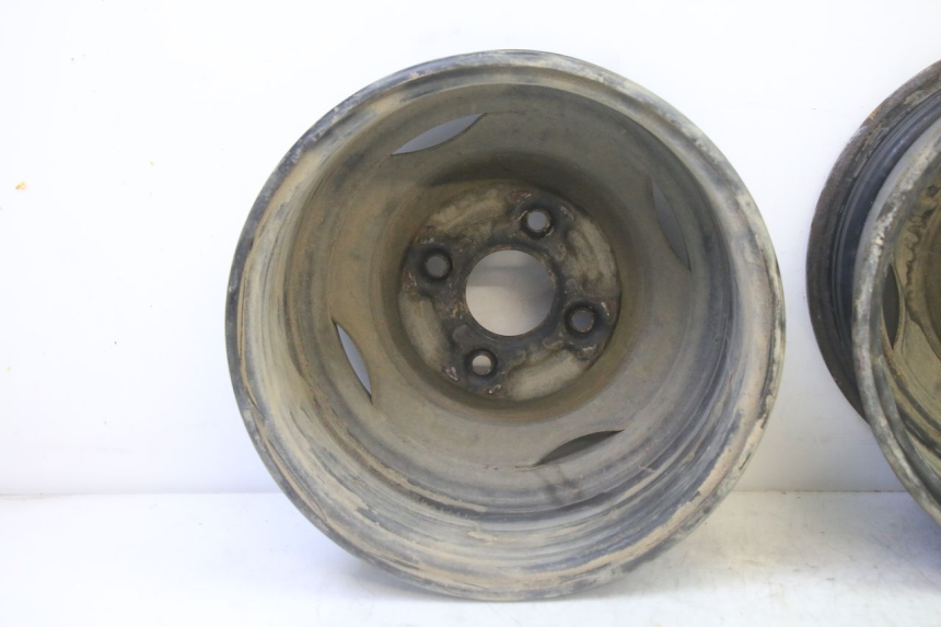 photo de REAR RIM YAMAHA YFM GRIZZLY 550 (2008 - 2015) - Distinctive features