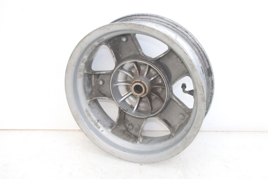 photo de REAR WHEEL RIM YAMAHA YP MAJESTY 125 (1998 - 2001) - Surface and material condition