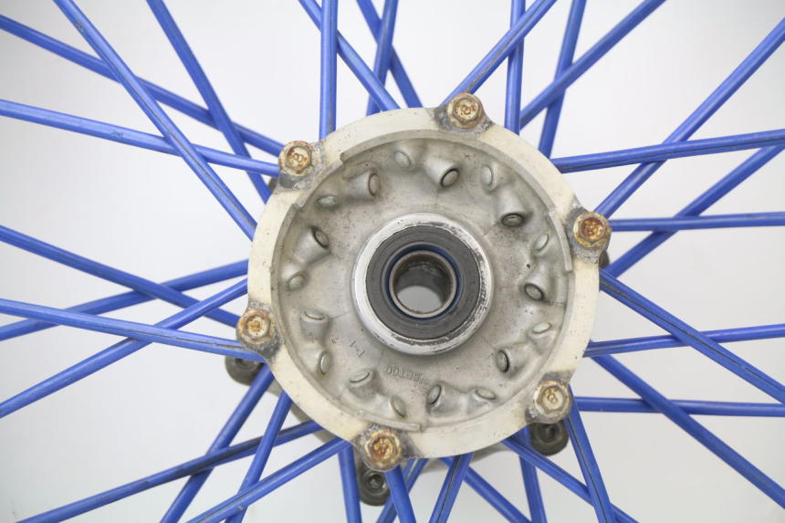 photo de REAR RIM YAMAHA YZ 125 (1998 - 2005) - Distinctive features