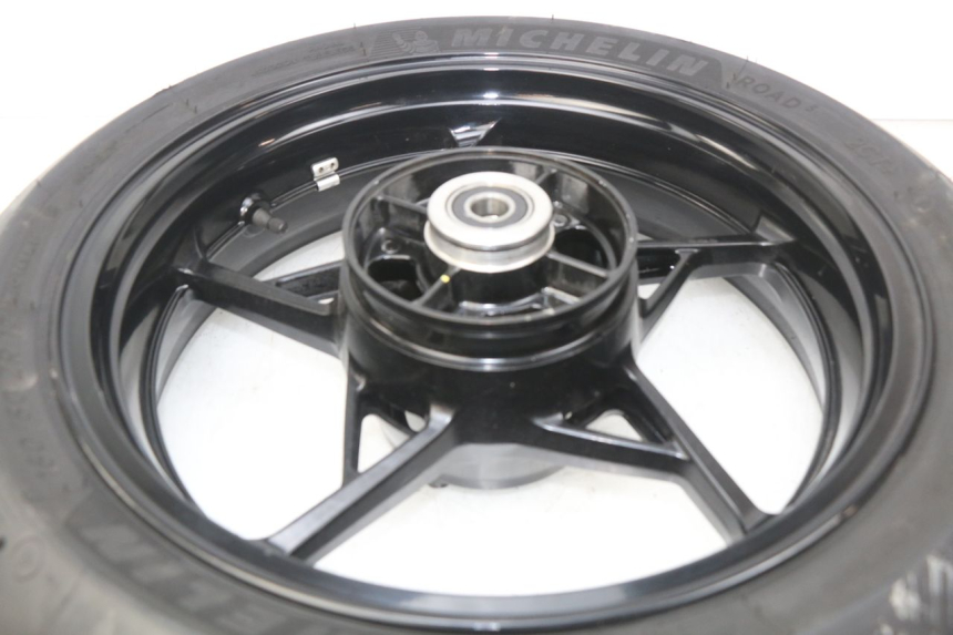 photo de REAR WHEEL RIM KAWASAKI Z 650 (2016 - 2019) - Alternative perspective
