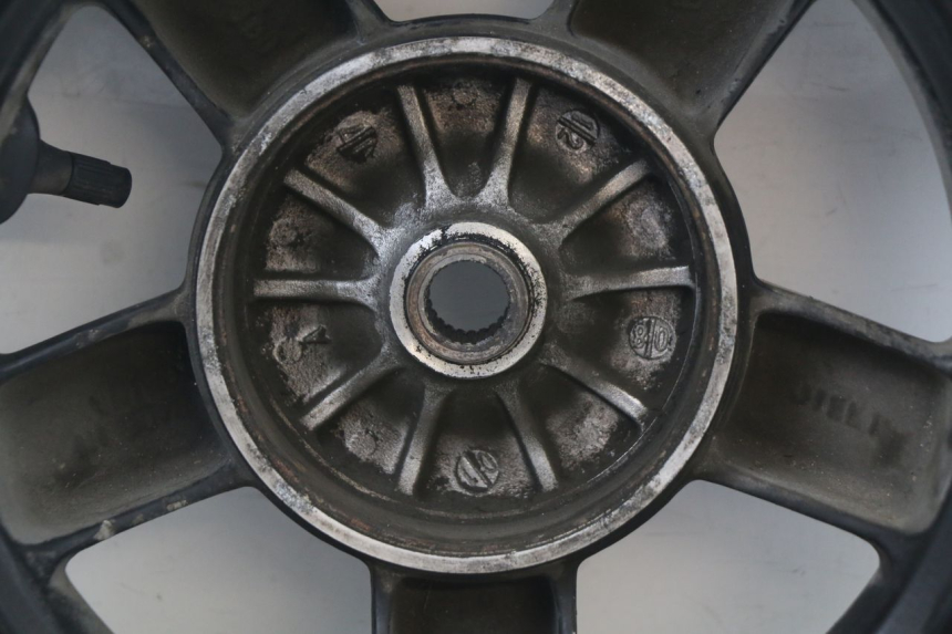 photo de REAR WHEEL RIM PIAGGIO ZIP 4T 50 (2018 - 2020) - Surface and material condition