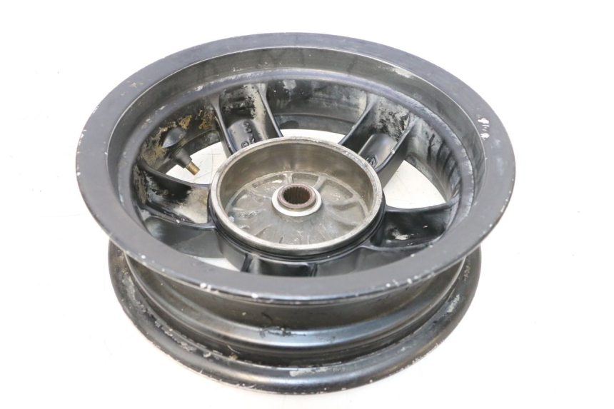 photo de REAR WHEEL RIM PIAGGIO ZIP 4T 50 (2018 - 2020) - Distinctive features