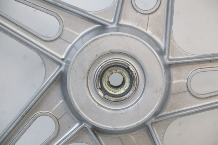 photo de FRONT WHEEL RIM PEUGEOT 103 VOGUE VS2 50 (2004 - 2017) - Technical close-up