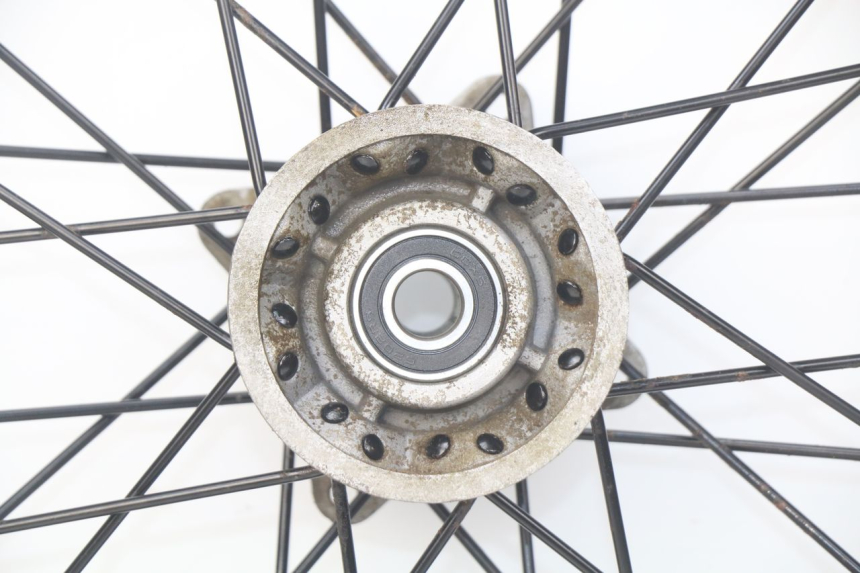 photo de FRONT WHEEL RIM ORION AGB37 CRF1 DIRT BIKE 125 (2013 - 2021) - High-resolution close-up