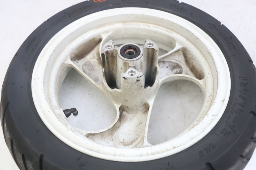 photo de FRONT WHEEL RIM KYMCO AGILITY 4T 50 (2005 - 2018) - Zoom on usage condition