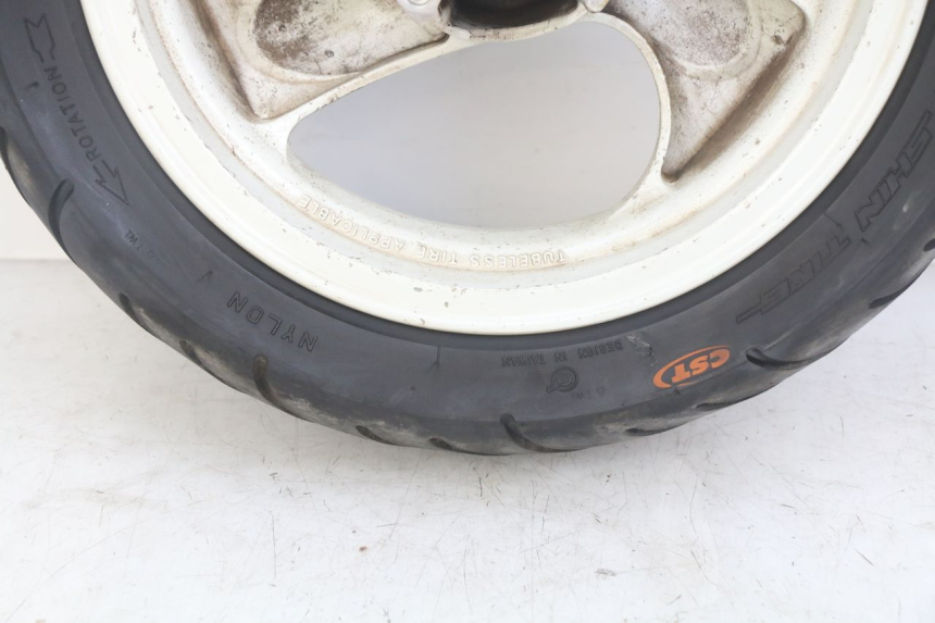 photo de FRONT WHEEL RIM KYMCO AGILITY 4T 50 (2005 - 2018) - Surface and material condition