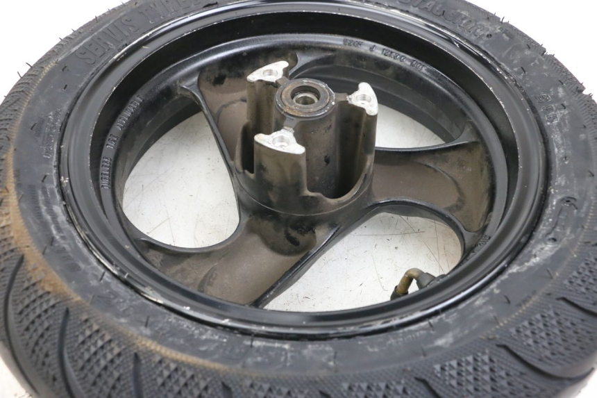 photo de FRONT WHEEL RIM KYMCO AGILITY 4T 50 (2018 - 2022) - Zoom on usage condition