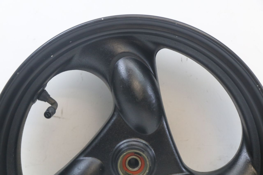 photo de FRONT WHEEL RIM KYMCO AGILITY 4T 50 (2018 - 2022) - Zoom on usage condition