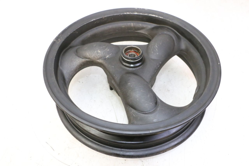 photo de FRONT WHEEL RIM KYMCO AGILITY 4T 50 (2005 - 2018) - Alternative perspective