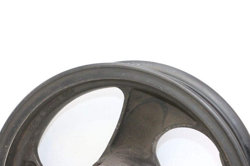 photo de FRONT WHEEL RIM KYMCO AGILITY 4T 50 (2005 - 2018) - Surface and material condition