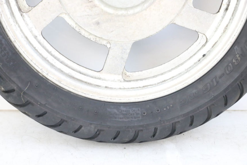 photo de Front wheel rim HYOSUNG GV AQUILA 125 (2000 - 2009) - Markings and original references