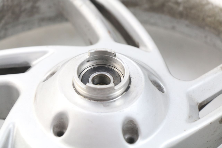 photo de FRONT RIM APRILIA ATLANTIC 125 (2003 - 2009) - Zoom on usage condition