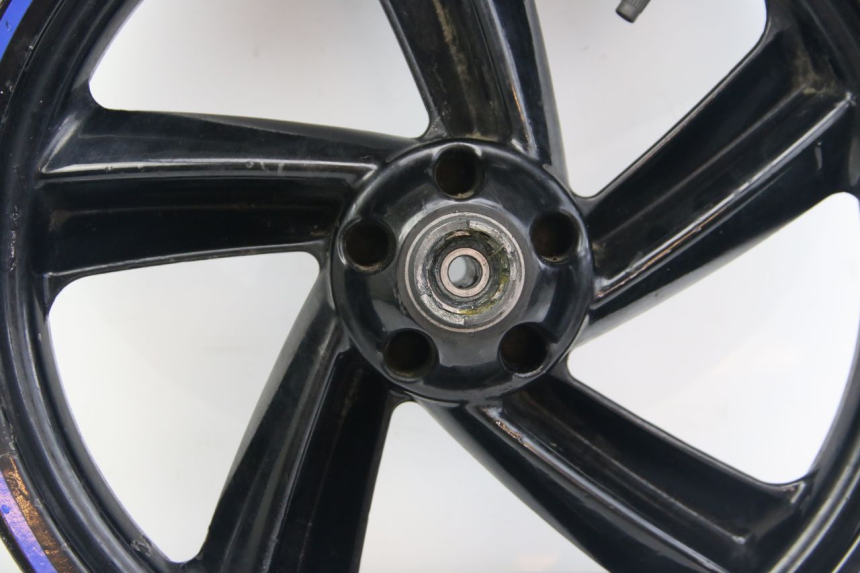 photo de FRONT WHEEL APRILIA ATLANTIC 500 (2002 - 2003) - Zoom on usage condition
