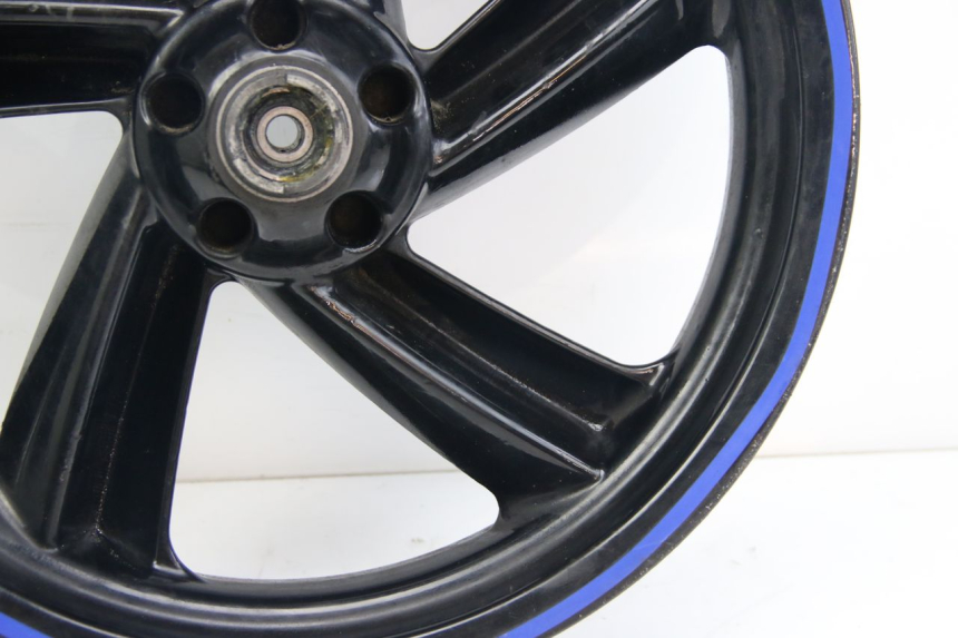 photo de FRONT WHEEL APRILIA ATLANTIC 500 (2002 - 2003) - Technical close-up