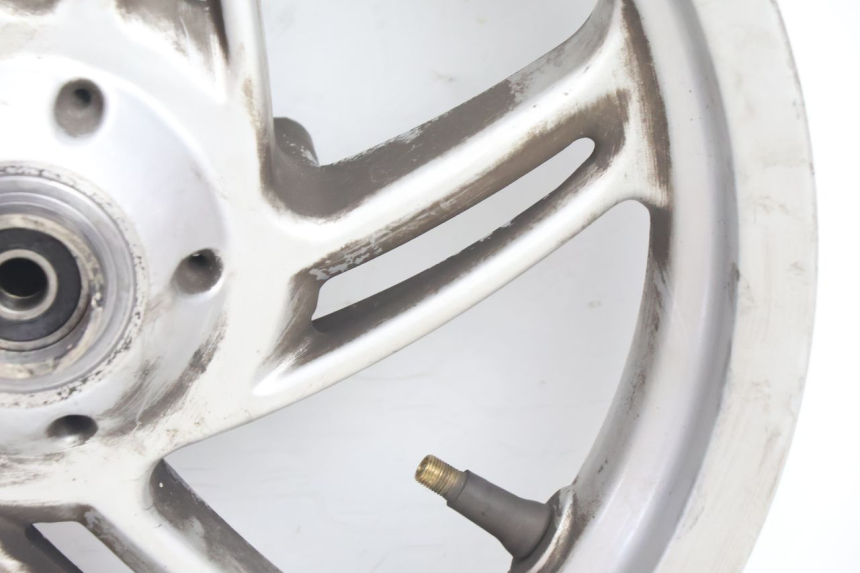 photo de FRONT RIM APRILIA ATLANTIC S 125 (2010 - 2013) - Fixing points details