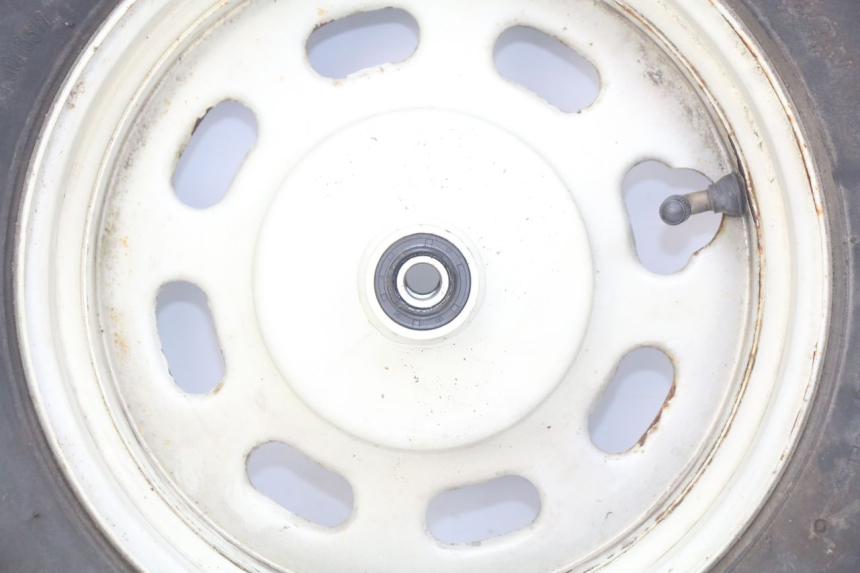 photo de FRONT WHEEL RIM TAOTAO BEATBOX 2 50 (2005 - 2017) - Component zoom