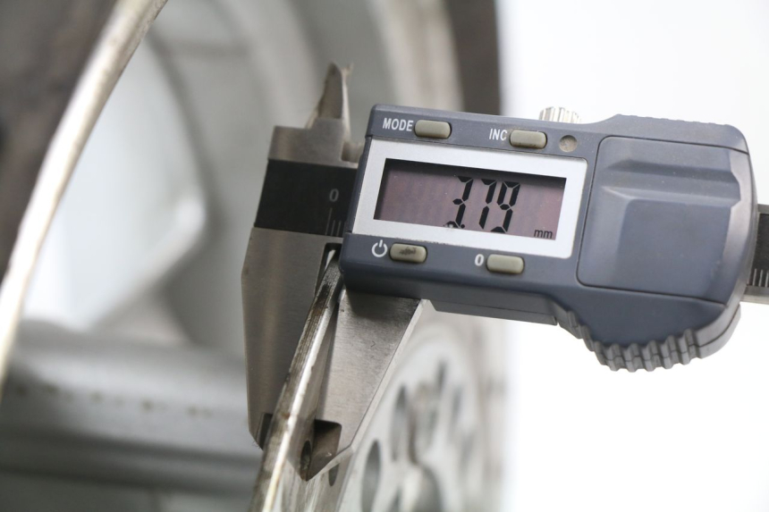 photo de FRONT RIM BHM BHM 125 (2010 - 2014) - Zoom on usage condition