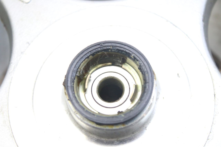 photo de FRONT WHEEL WILDLANDER BISCUIT 125 (2004 - 2010) - Zoom on usage condition