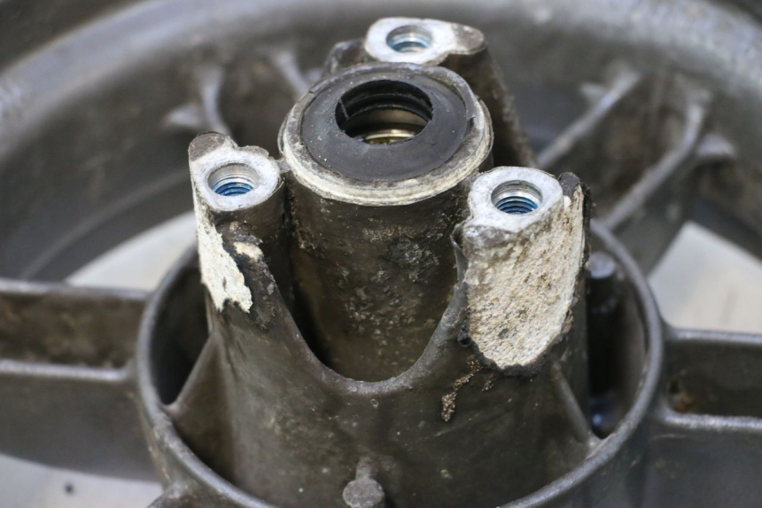 photo de FRONT RIM MBK BOOSTER SPIRIT 50 (1996 - 1999) - Spare part profile view