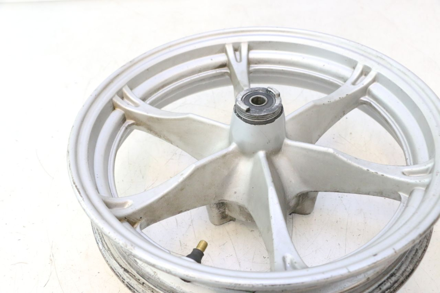 photo de FRONT RIM SUZUKI BURGMAN 125 (2007 - 2014) - High-resolution close-up