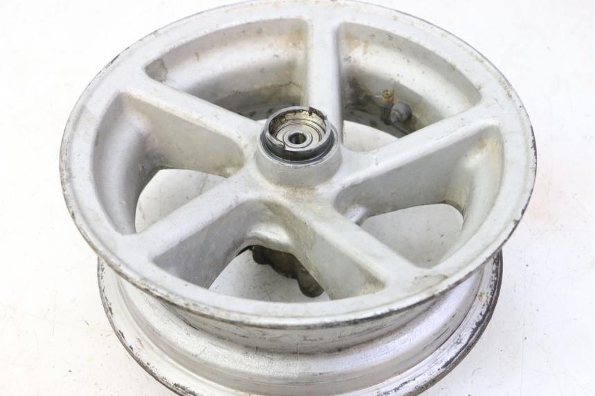 photo de FRONT RIM YAMAHA BW'S 100 (1999 - 2002) - High-resolution close-up