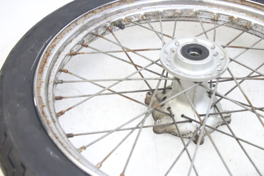 photo de FRONT WHEEL HONDA CA REBEL 125 (1995 - 2001) - Fixing points details