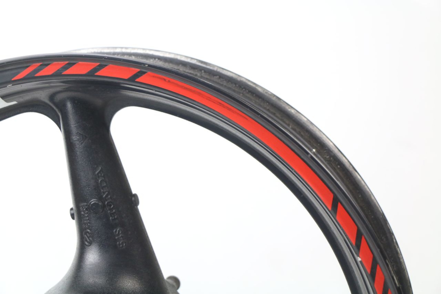 photo de FRONT RIM HONDA CBR 929 RR FIREBLADE 900 (2000 - 2001) - Additional view of the item