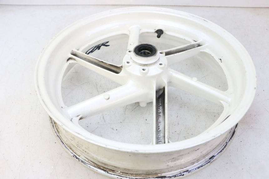 photo de FRONT WHEEL RIM HONDA CBR RR FIREBLADE 900 (1992 - 1994) - Fixing points details