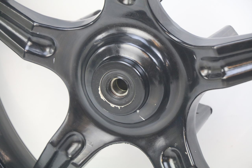 photo de FRONT WHEEL RIM SYM CITYCOM CITY COM 125 (2009 - 2014) - Distinctive features