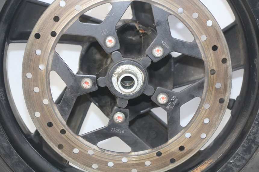 photo de FRONT WHEEL PEUGEOT CITYSTAR 2T 50 (2018 - 2021) - Detailed visual inspection