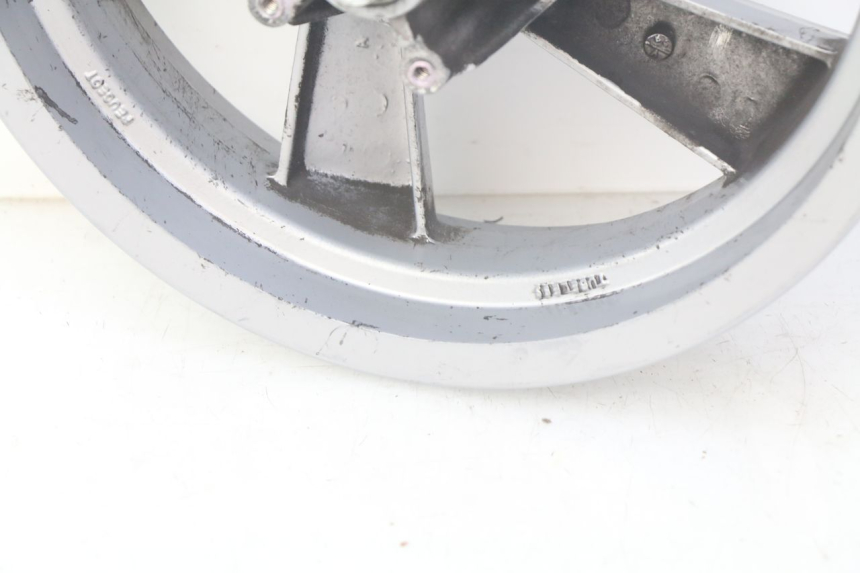 photo de FRONT WHEEL RIM PEUGEOT CITYSTAR 125 (2011 - 2017) - Zoom on usage condition