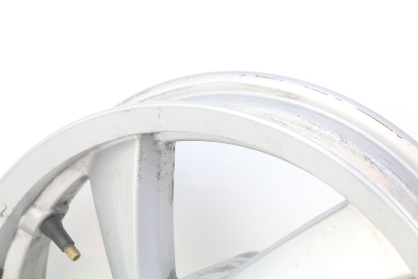 photo de FRONT WHEEL RIM PEUGEOT CITYSTAR 125 (2011 - 2017) - Fixing points details