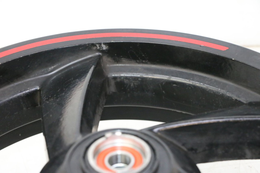 photo de FRONT WHEEL PEUGEOT CITYSTAR 50 (2013 - 2017) - Detailed visual inspection