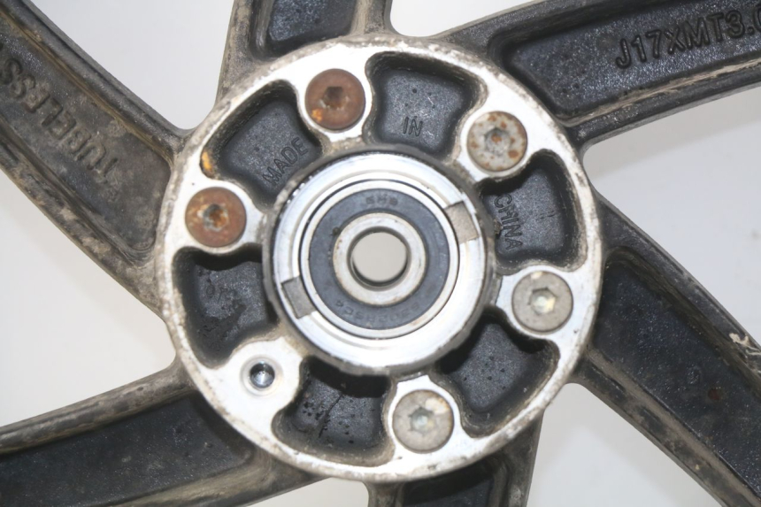 photo de FRONT RIM HYOSUNG COMET GTR 125 (2007 - 2014) - Additional view of the item