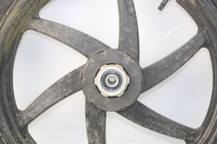 photo de FRONT RIM HYOSUNG COMET GTR 125 (2007 - 2014) - High-resolution close-up