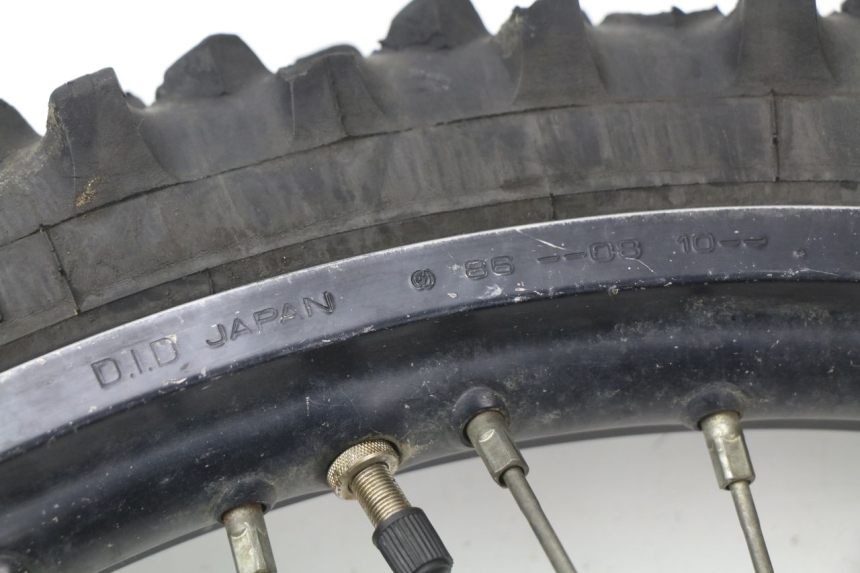 photo de FRONT RIM HONDA CR 125 (2000 - 2001) - Technical close-up