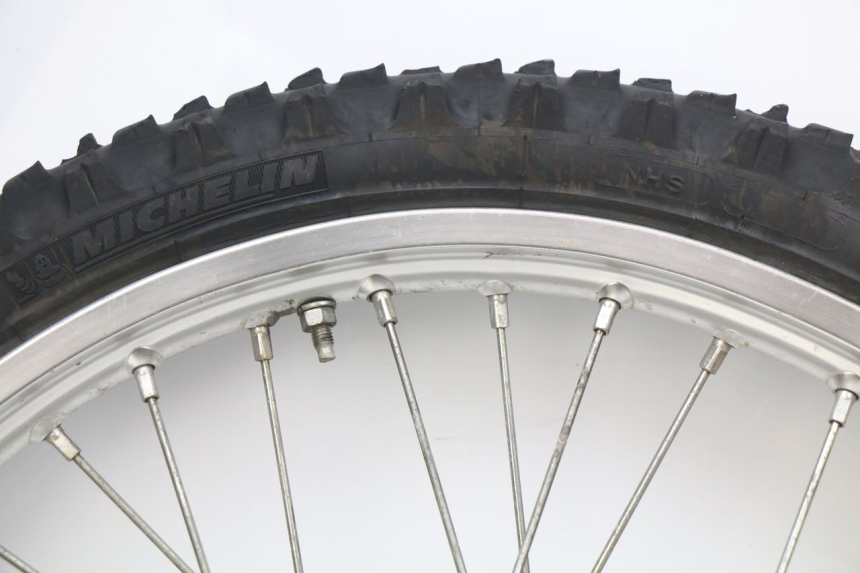 photo de FRONT WHEEL RIM HONDA CRF CR-F 450 (2005 - 2008) - Markings and original references