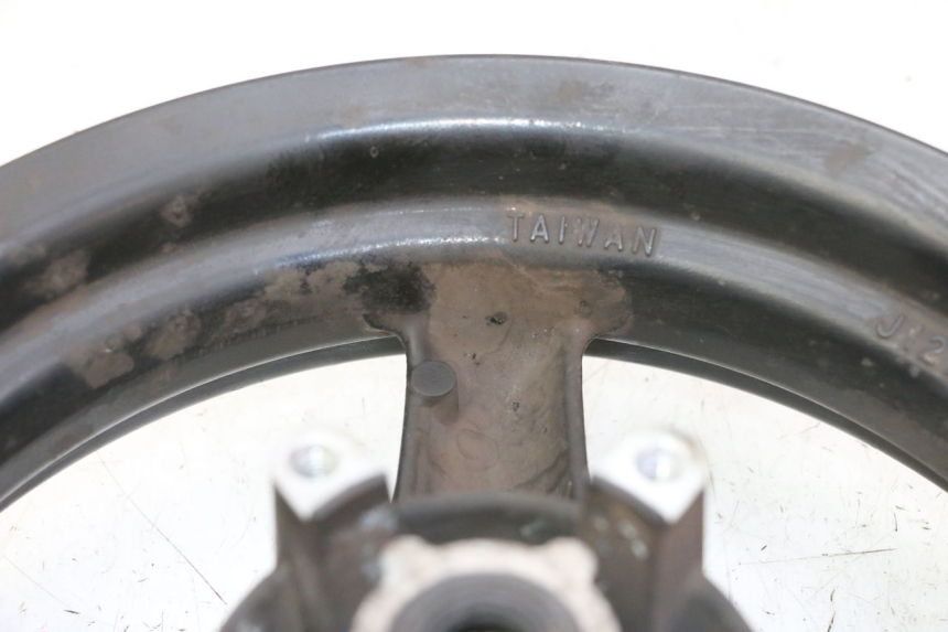 photo de FRONT RIM YAMAHA CYGNUS X INJECTION 125 (2007 - 2013) - Zoom on usage condition