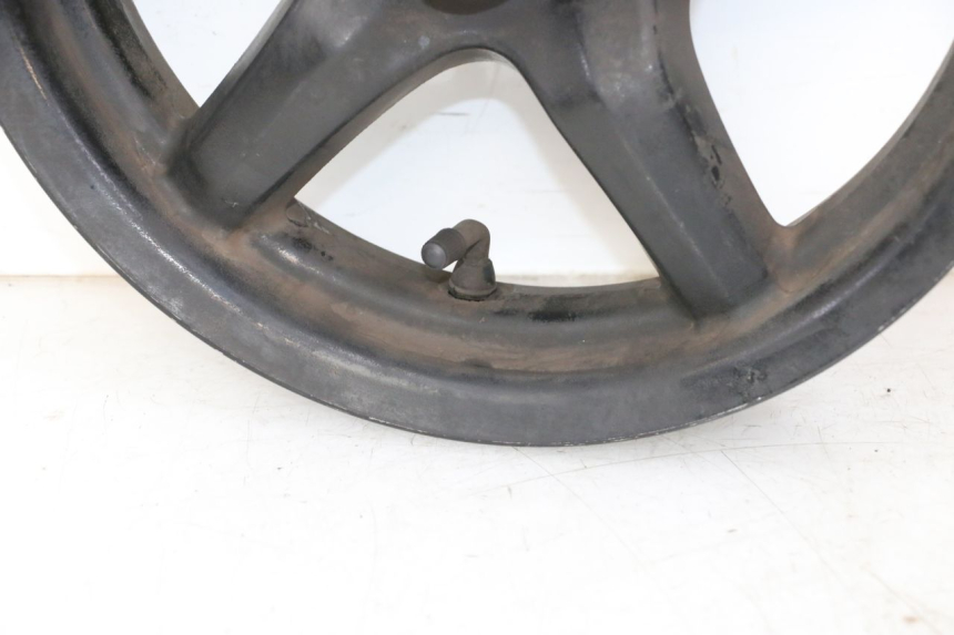 photo de FRONT RIM YAMAHA CYGNUS X INJECTION 125 (2007 - 2013) - Fixing points details