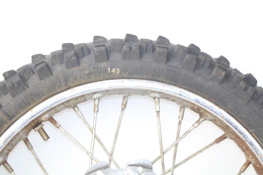 photo de FRONT WHEEL LONCIN DIRT BIKE 125 - Distinctive features
